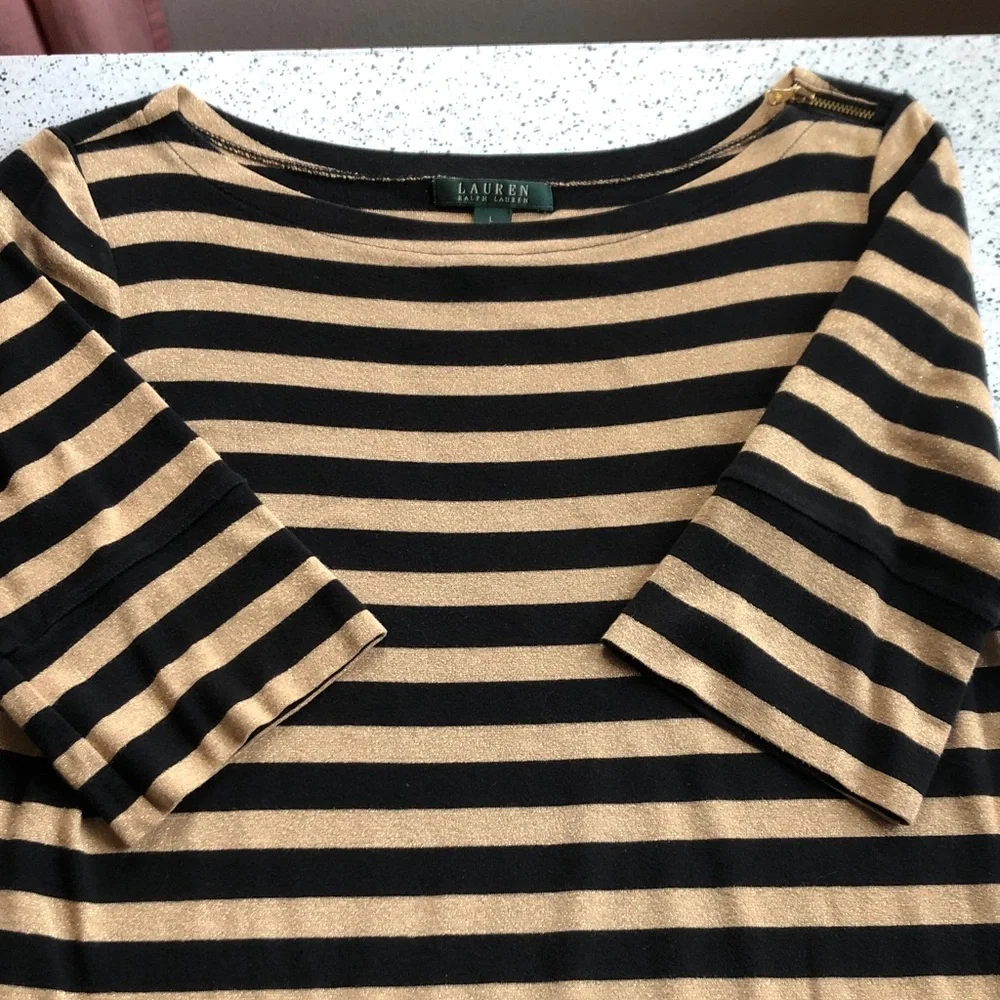 Lot of 3 Ralph Lauren shirts size large in used condition cotton blend - Picture 5 of 11